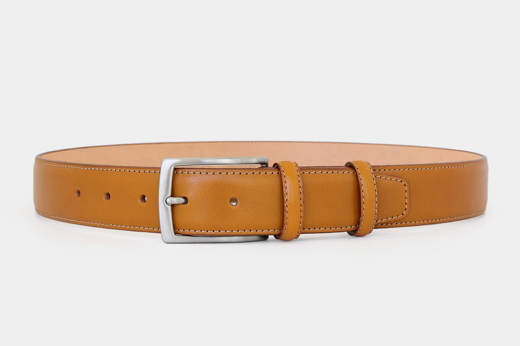Men’s tan smooth Italian leather belt with refined classic silver buckle. Handmade in Italy.