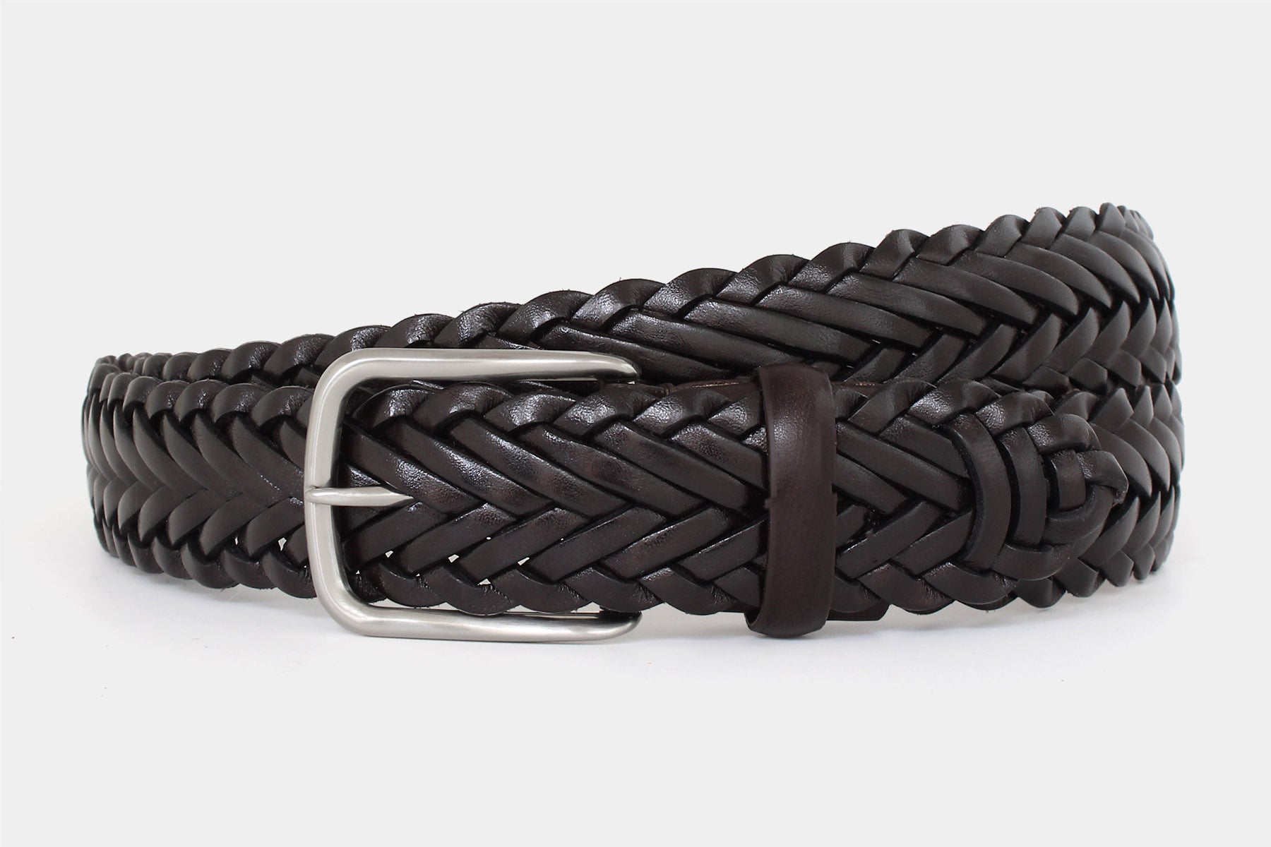Men’s brown braided leather belt with silver buckle. Handwoven in Italy from Italian solid hide.