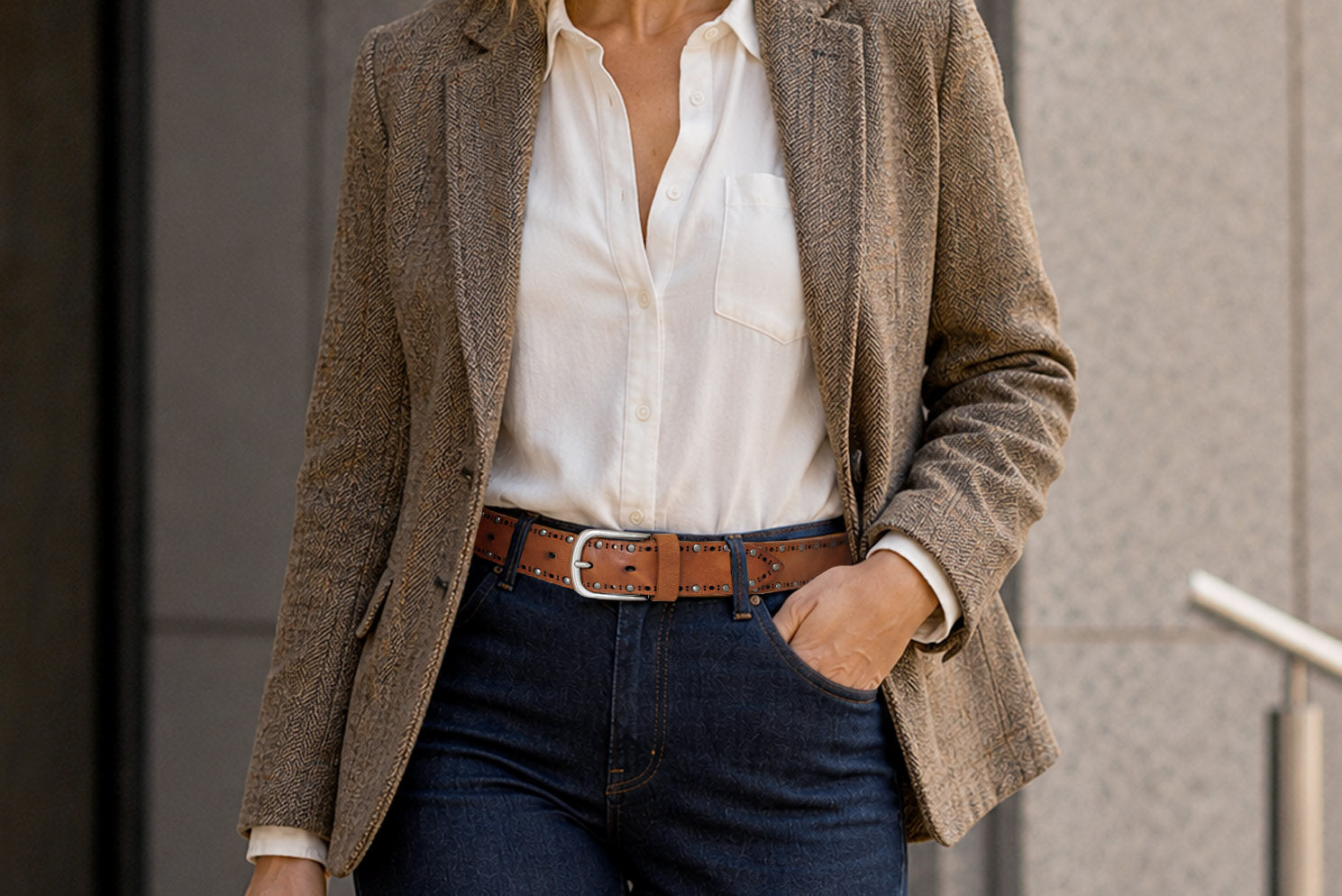 1681 Tan – Solid Hide - Women