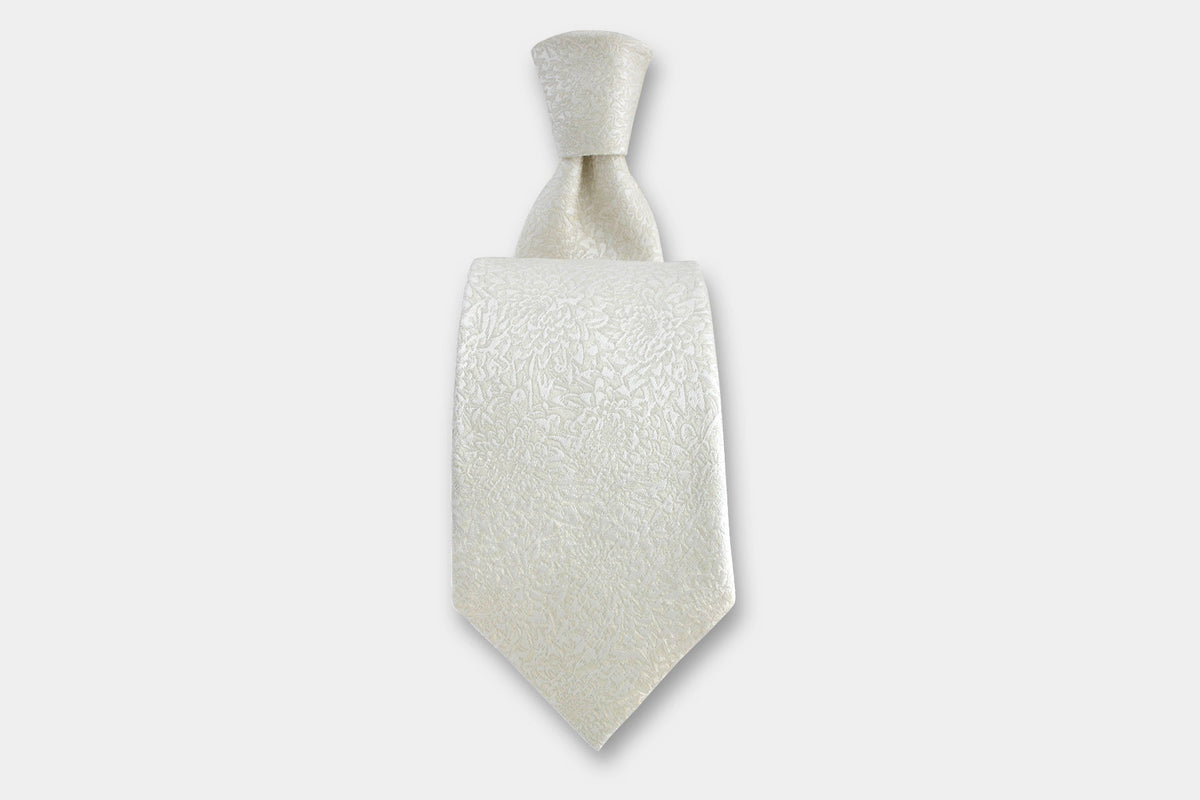 Men’s chrysanthemum ivory silk wedding tie handmade in Italy – Robert Charles Chrysanthemum