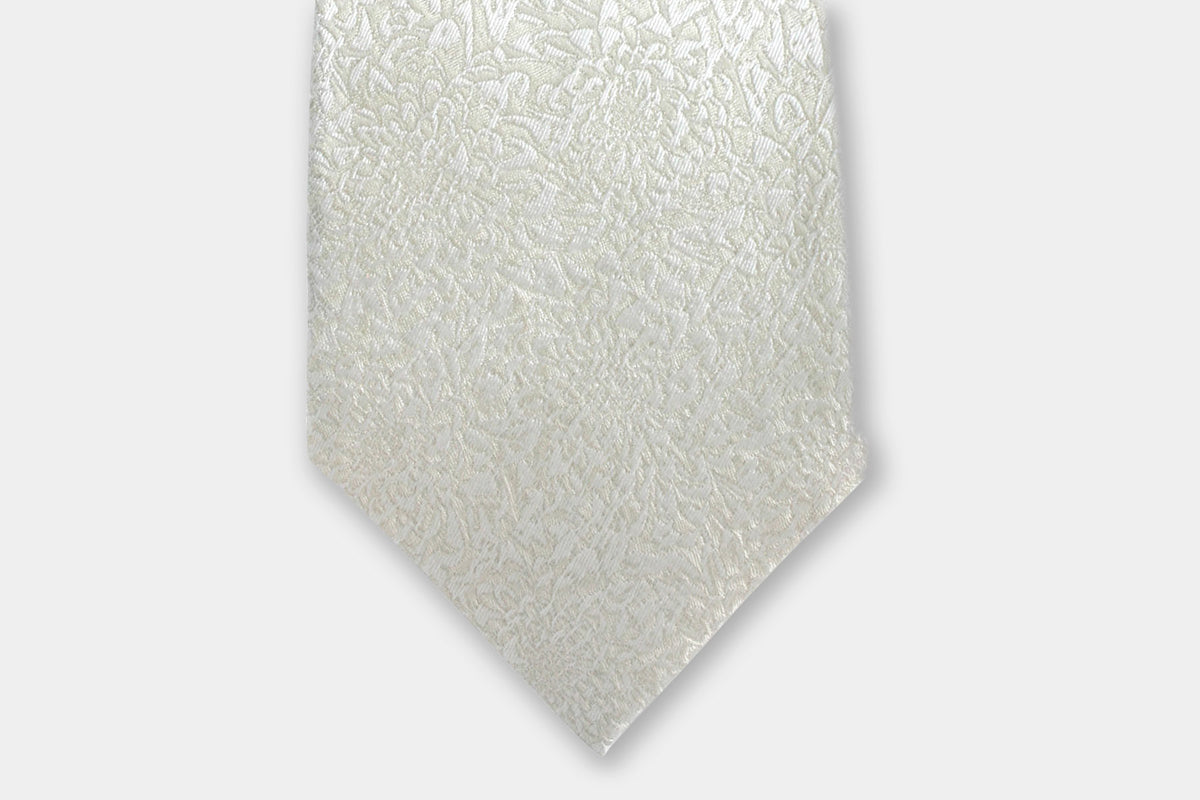 Tie Chrysanthemum Ivory