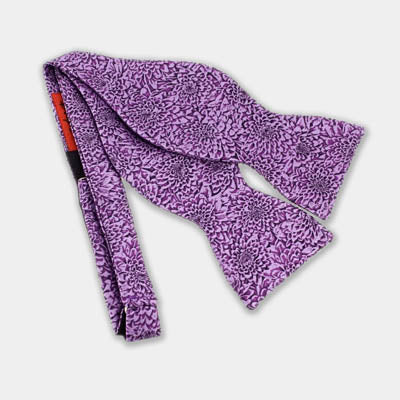 Robert Charles chrysanthemum purple self-tie silk bow tie. Handmade in Italy