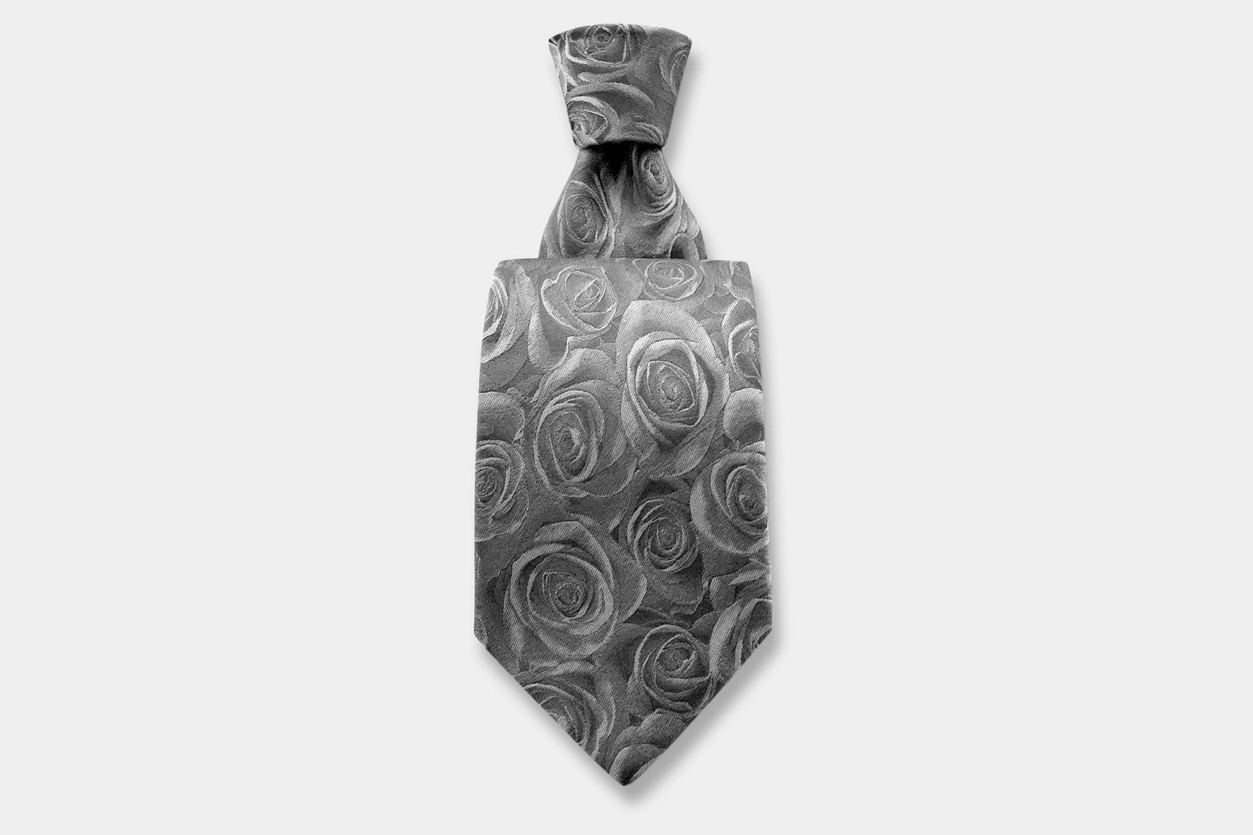 Robert Charles rose silver silk tie. Handmade in Italy, presented with a classic knot.
