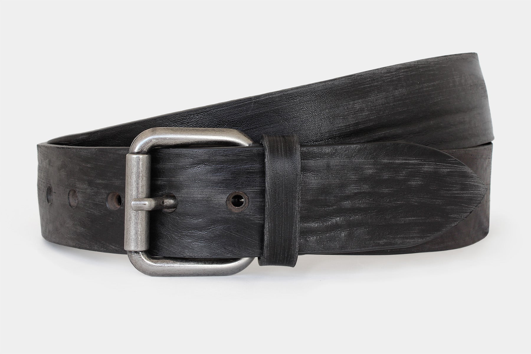 Men’s black Italian distressed solid hide leather jeans belt with roller buckle. Raw cut and vegetable tanned.