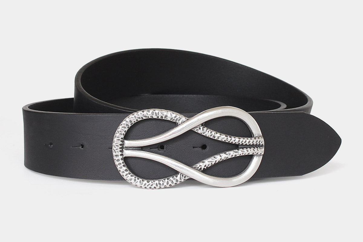 1739 Black – Solid Hide -Women