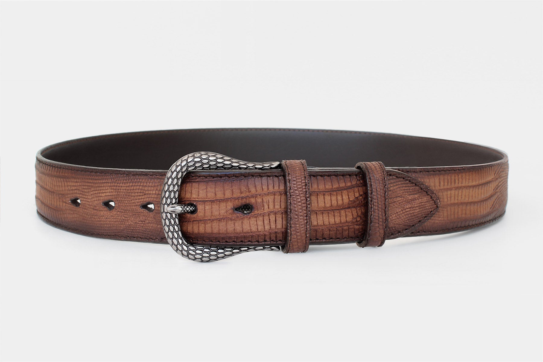1748 Tan – Snake