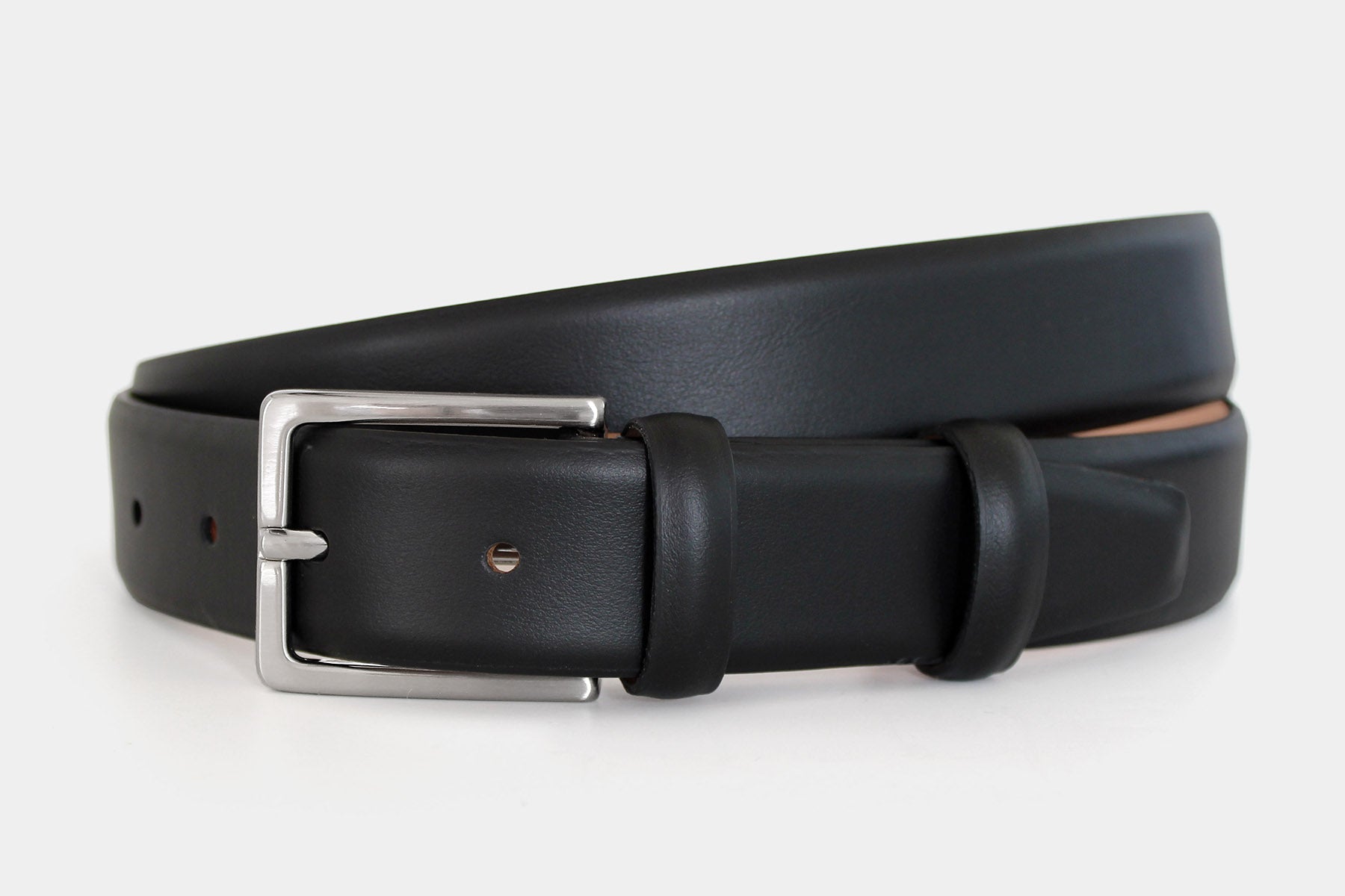 Men’s black genuine Italian calfskin leather belt with silver buckle and feather edge in slim 30mm.